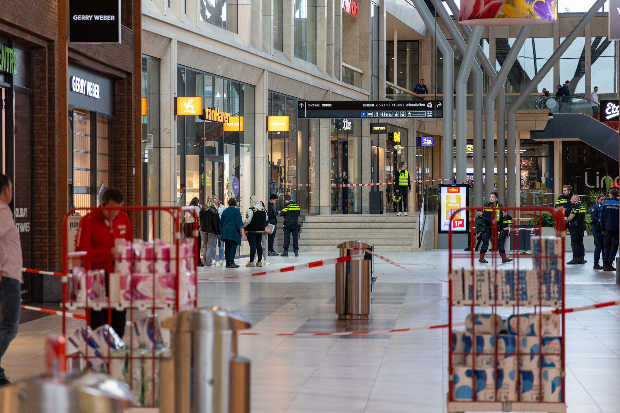 Stabbing at drugstore in Hoofddorp